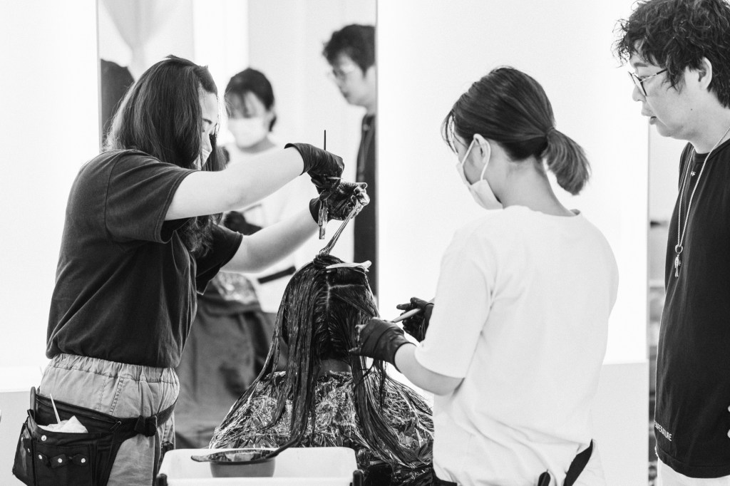 角落裡的微光《失去青春的孩子》書摘